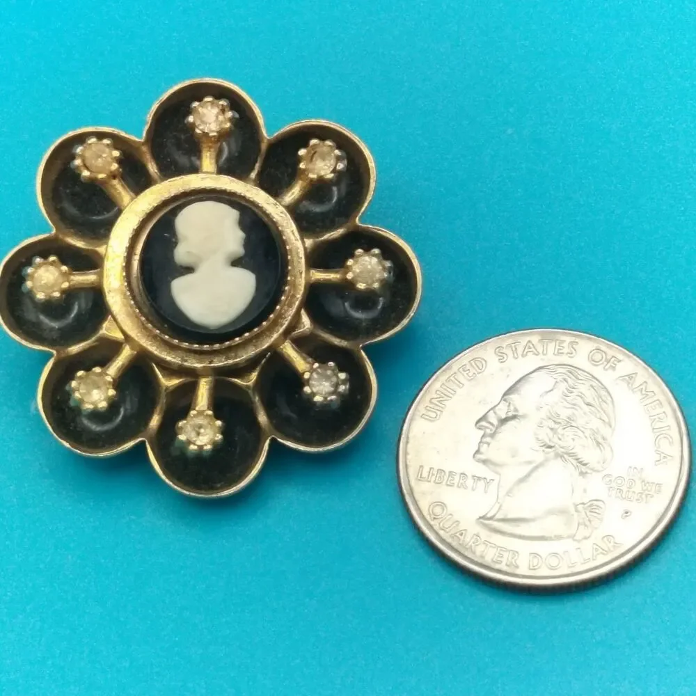 Vintage Coro Cameo Brooch Pin Gold Tone Flower Design Rhinestone Accents